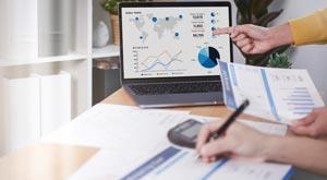 the-art-of-upskilling-yourself-how-to-remain-at-the-top-of-the-corporate-chain