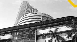 selling-dominates-in-indian-stock-market-sensex-slips-by-500-points