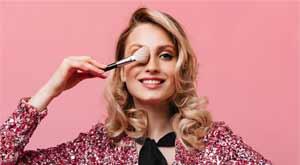 classic-90-s-makeup-trends