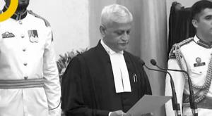 india-s-49th-chief-justice-uu-lalit-took-oath-of-office