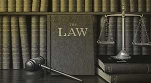 -take-the-leap’--show-initiative-and-communicate-into-law-student-bodies