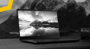 razor-unveils-razer-blade-oled-display-panel