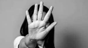 चुपचाप-है-सब