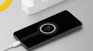 xiaomi-can-bring-240w-charger-which-will-charge-the-phone-in-minutes