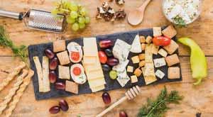 impress-your-guests-with-delectable-cheese-platter-for-a-stylish-dinner