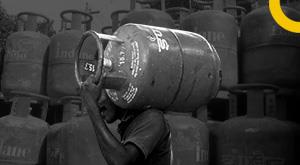 lpg-gas-cylinder-reduced-price-became-cheaper-by-rs-255-in-delhi