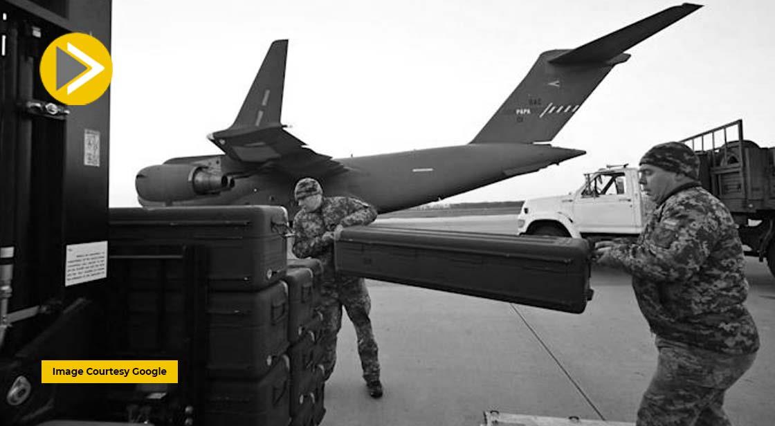 The US will send Heavy Artillery and Armored Personnel Carriers to Ukraine