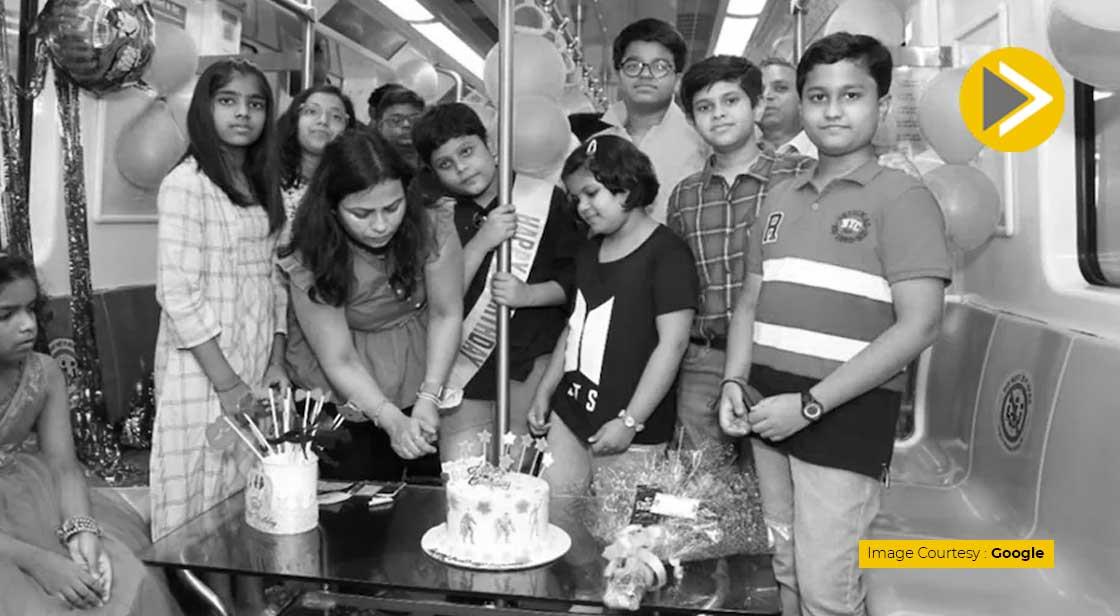 मेट्रो में सेलिब्रेशन ऑन व्हील्स की हुई शुरुआत