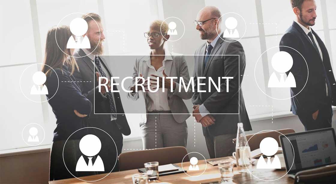 Cognizant to Hire 20,000 Freshers in 2025 to Build AI-Ready Workforce