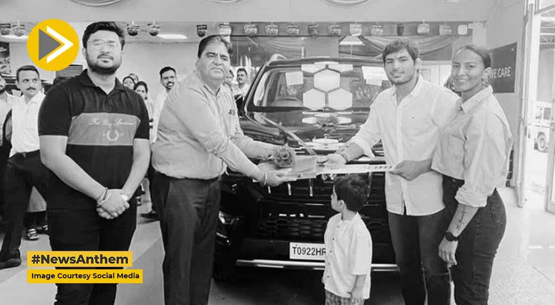 Mahindra Scorpio-N: ओलंपियन गीता फोगाट ने ली स्कॉर्पियो-एन की डिलीवरी, ये बोले आनंद महिंद्रा