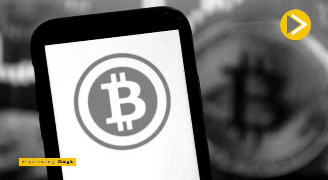 Bitcoin Falls to its Lowest as Stock Markets Tumble