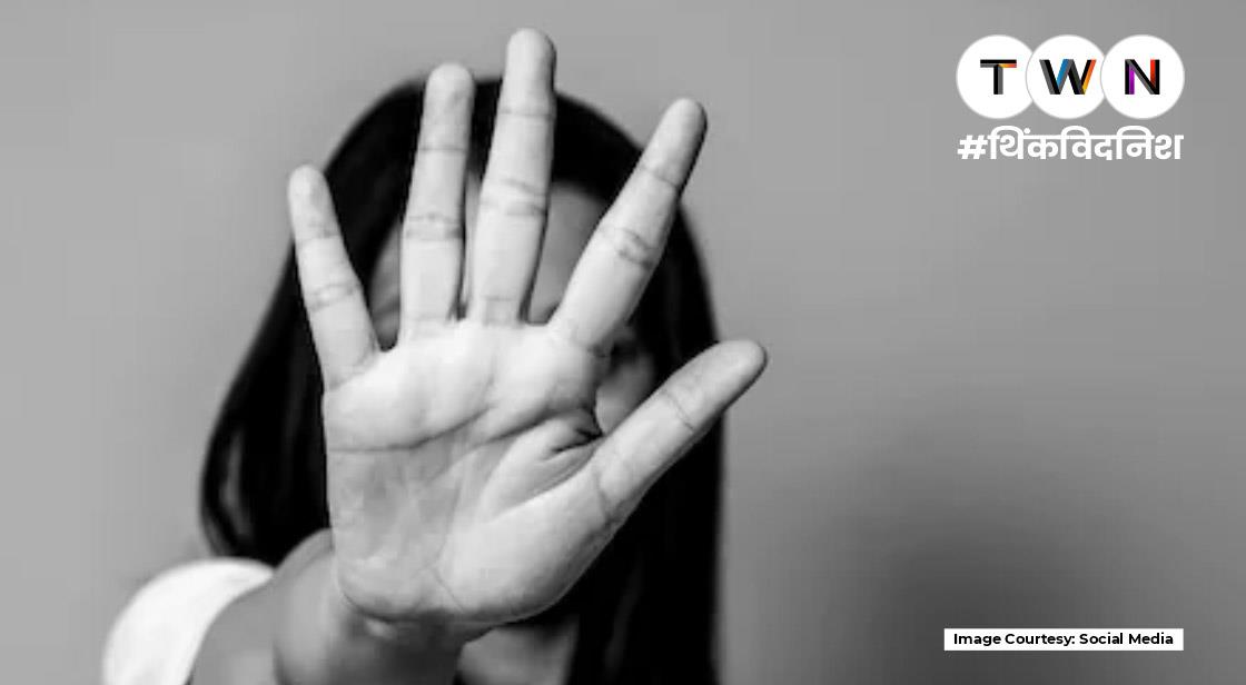 चुपचाप है सब