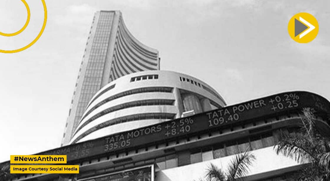 Sensex Opening Bell: ग्लोबल मार्केट में गिरावट से सेंसेक्स लुढ़कर संभला, जानें मार्केट का हाल