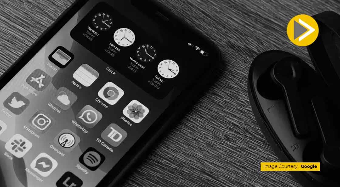 The iPhone 14 Pro May Feature ‘Always on Display’