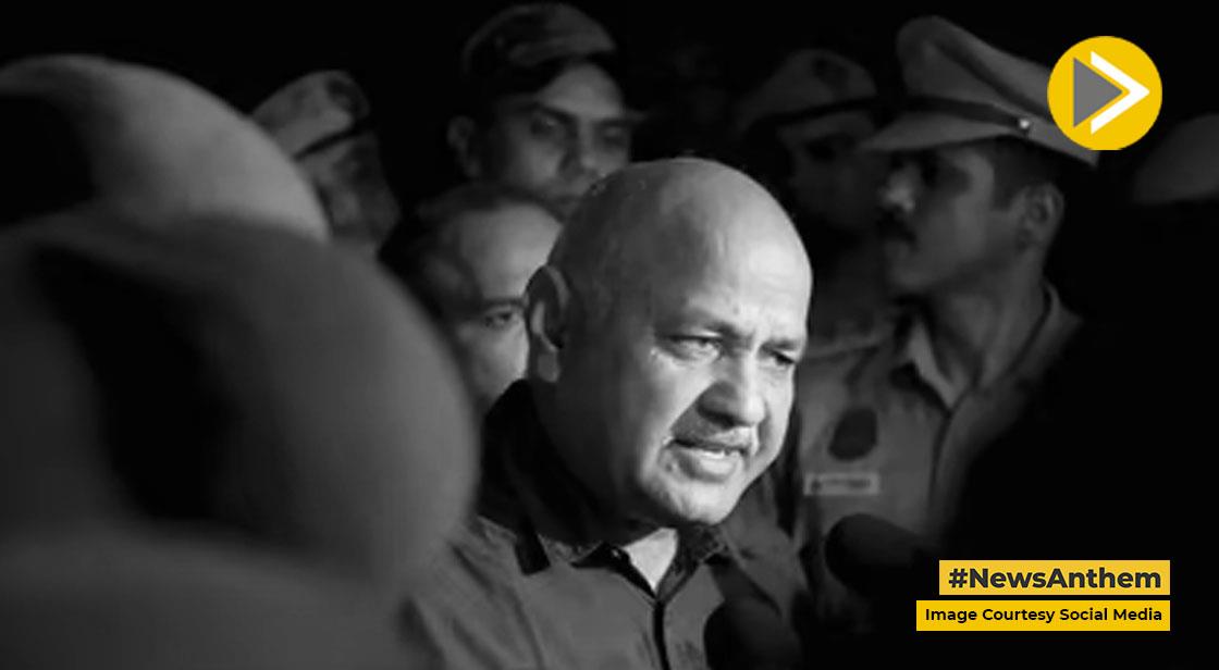 विजय नायर की कंपनियों के खिलाफ मंत्रालय ने भी शुरू की जांच