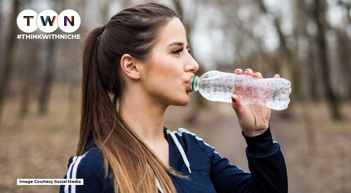 Using Plastic Bottles For Drinking Water? Beware Of These 5 Side Effects