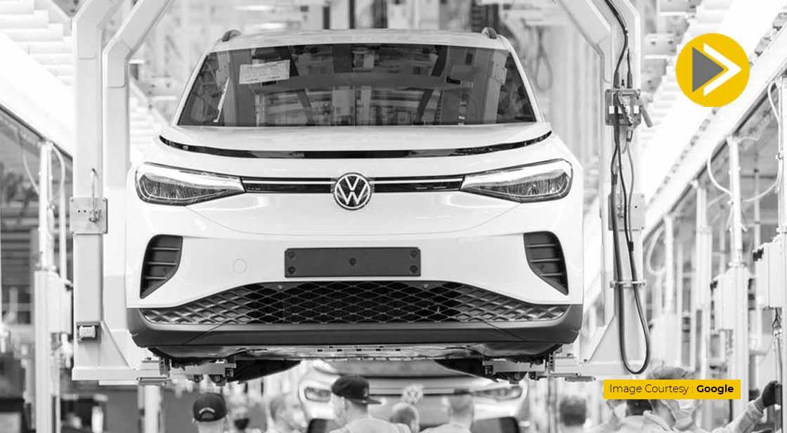 Auto Makers Call for More Time to Shift to EVs