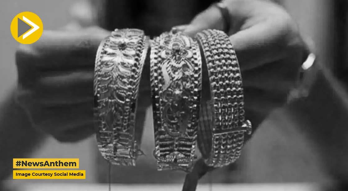 Dhanteras 2022: धनतेरस पर 42 टन तक बिक सकता है सोना, भाव में तेजी के बाद भी बढ़ी डिमांड