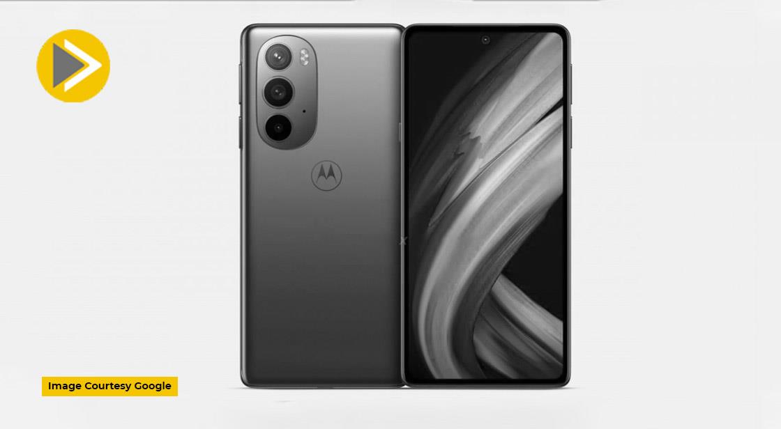 दमदार बैटरी के साथ आ सकता है Motorola Moto G82 फोन